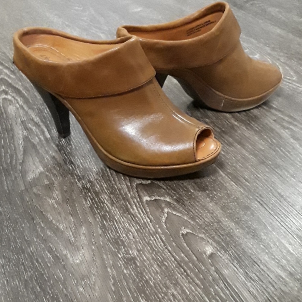 Born shoes